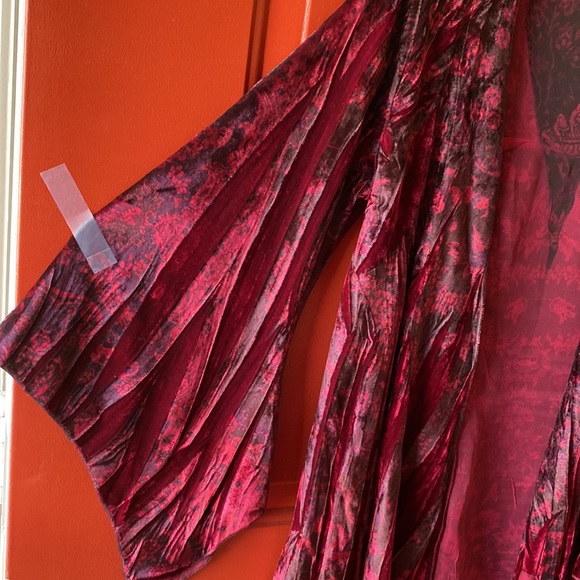 One World Jacket Duster- NWT Size Small burgundy/black BOHO velour/velvet - Picture 7 of 8